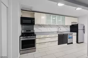 82 Garfield Ave, Jersey City, NJ 07305 - Photo 7