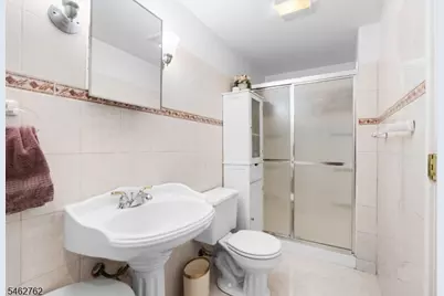 96 Carol Pl, Wayne, NJ 07470 - Photo 39