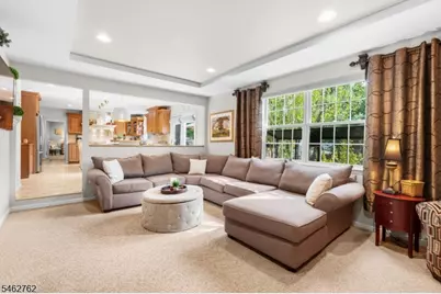96 Carol Pl, Wayne, NJ 07470 - Photo 13