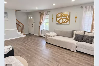 527 Valentine St, Hackettstown, NJ 07840 - Photo 3
