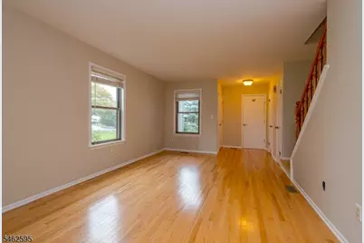 243 Spruce Court, Raritan Township, NJ 08822 - Photo 5