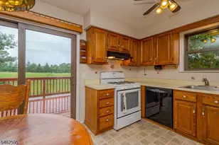 243 Spruce Ct, Raritan Township, NJ 08822 - Photo 13