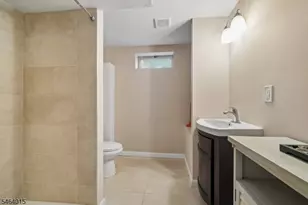 40 Carpenter Pl, Cranford Township, NJ 07016 - Photo 27