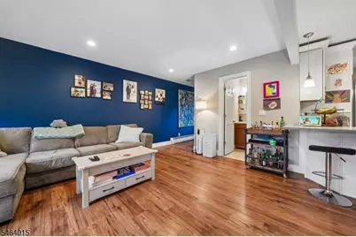 40 Carpenter Pl, Cranford Township, NJ 07016 - Photo 5