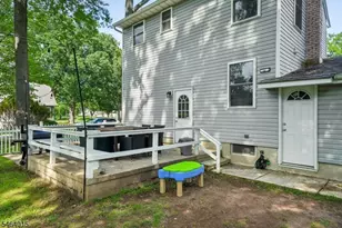 40 Carpenter Pl, Cranford Township, NJ 07016 - Photo 29