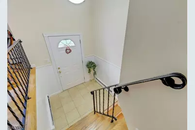 21 Aldrin Dr, Wanaque, NJ 07465 - Photo 3