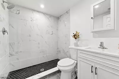 152 Glenwood Ct, Union Township, NJ 07083 - Photo 27
