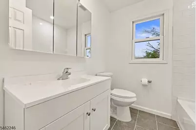152 Glenwood Ct, Union Township, NJ 07083 - Photo 23