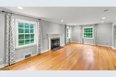 49 Highland Rd, Glen Rock, NJ 07452 - Photo 3
