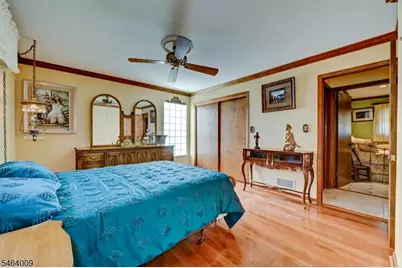 134 Hillside Ave, Nutley, NJ 07110 - Photo 23