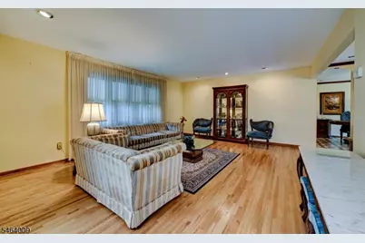 134 Hillside Ave, Nutley, NJ 07110 - Photo 7