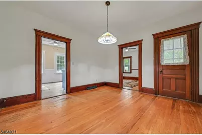 370 Sicomac Ave, Wyckoff Township, NJ 07481 - Photo 9