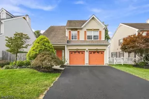 15 Champlain Way, Franklin Township, NJ 08823 - Photo 1