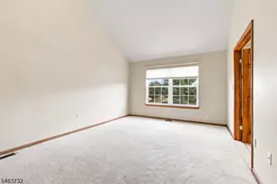 15 Champlain Way, Franklin Township, NJ 08823 - Photo 23