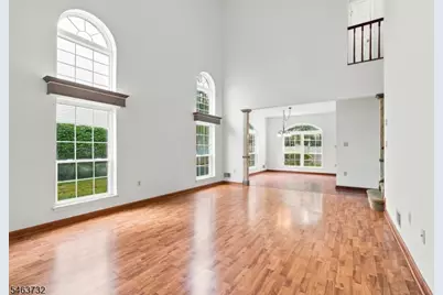 15 Champlain Way, Franklin Township, NJ 08823 - Photo 5