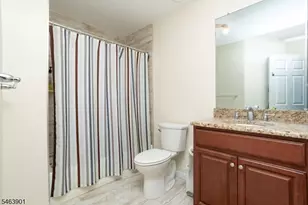10 DeCroce Ct, Parsippany, NJ 07054 - Photo 19