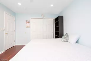 10 DeCroce Ct, Parsippany, NJ 07054 - Photo 21