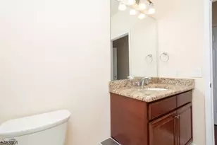 10 DeCroce Ct, Parsippany, NJ 07054 - Photo 5