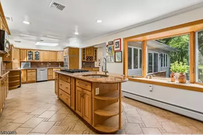 186 Laauwe Ave, Wayne, NJ 07470 - Photo 11