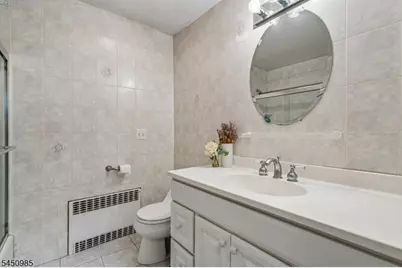 186 Laauwe Ave, Wayne, NJ 07470 - Photo 29