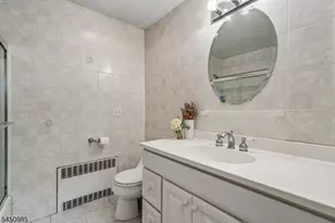 186 Laauwe Ave, Wayne, NJ 07470 - Photo 29