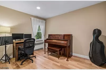 186 Laauwe Ave, Wayne, NJ 07470 - Photo 25