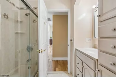 186 Laauwe Ave, Wayne, NJ 07470 - Photo 27
