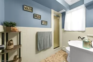 333 Foxwood Rd, Union Township, NJ 07083 - Photo 5