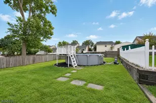 333 Foxwood Rd, Union Township, NJ 07083 - Photo 25