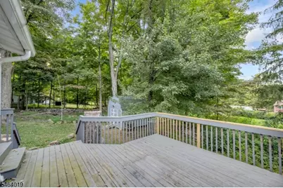 10 Hunters Ln, Byram Township, NJ 07821 - Photo 9