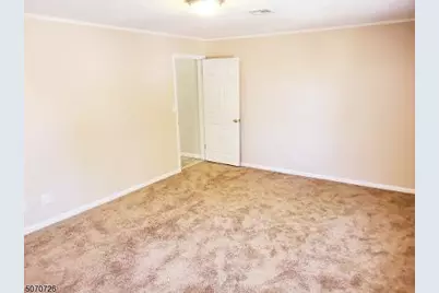 509 Jauncey Ave, Lyndhurst Township, NJ 07071 - Photo 11