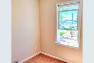 509 Jauncey Ave, Lyndhurst Township, NJ 07071 - Photo 5