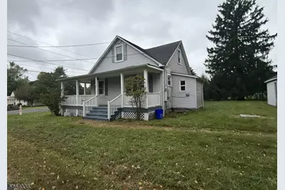 31 Fourth St, Hillsborough Township, NJ 08821 - Photo 3