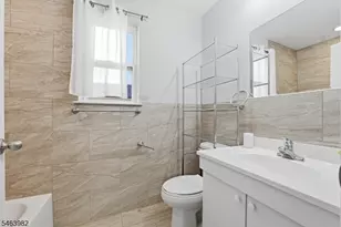 572 S 11th St, Newark, NJ 07103 - Photo 9