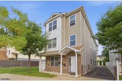 572 S 11th St, Newark, NJ 07103 - Photo 1