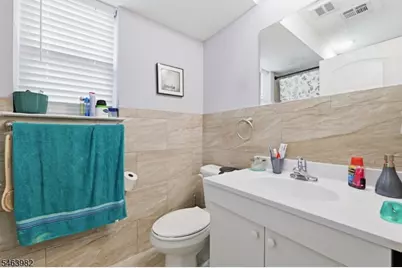 572 S 11th St, Newark, NJ 07103 - Photo 21