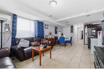 572 S 11th St, Newark, NJ 07103 - Photo 15