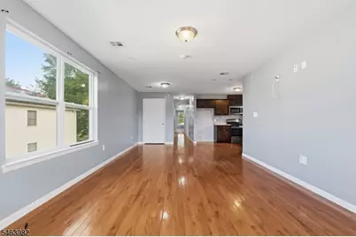 572 S 11th St, Newark, NJ 07103 - Photo 3