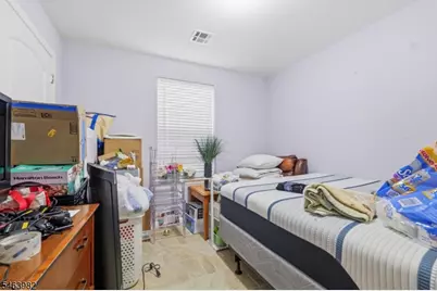 572 S 11th St, Newark, NJ 07103 - Photo 23