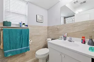 572 S 11th St, Newark, NJ 07103 - Photo 19