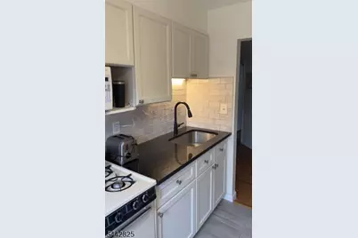 19 Dartmouth Ave #2B, Bridgewater, NJ 08807 - Photo 5