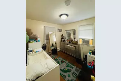 211 E 8th Ave #1, Roselle, NJ 07203 - Photo 5