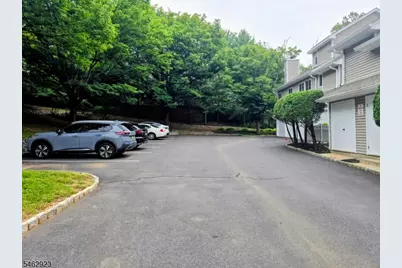 41 Stevens Court, Bedminster Township, NJ 07921 - Photo 3