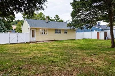 627 Warfield Rd, North Plainfield, NJ 07063 - Photo 3