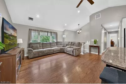 267 Ellis Rd, Holland Township, NJ 08848 - Photo 9