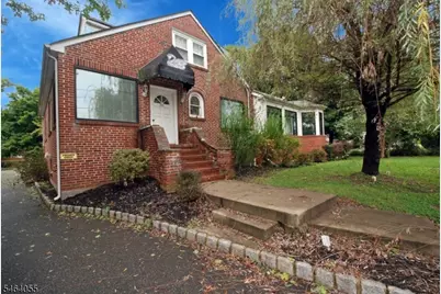 231 S Main St, Flemington, NJ 08822 - Photo 1