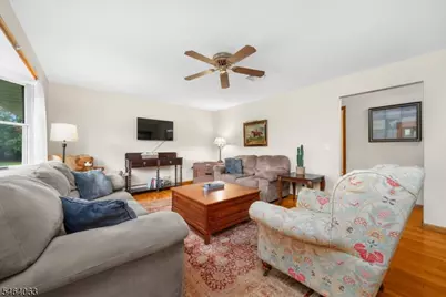 154 Old Croton Rd, Raritan Township, NJ 08822 - Photo 3