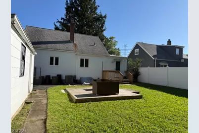 86 Sycamore Rd, Clifton, NJ 07012 - Photo 9