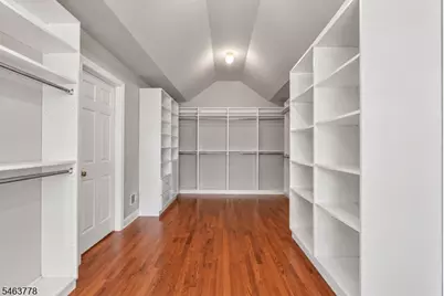 5 Nalesnik Dr, Fairfield, NJ 07004 - Photo 19
