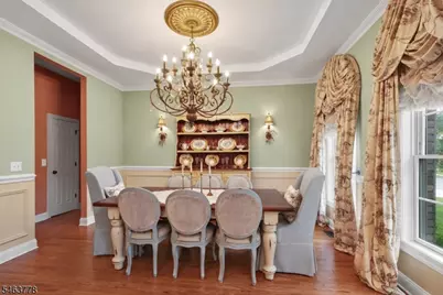 5 Nalesnik Dr, Fairfield, NJ 07004 - Photo 9